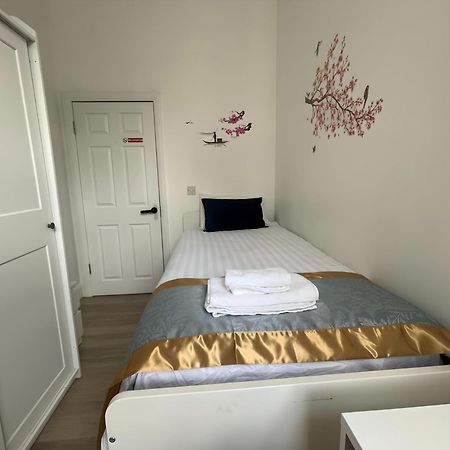 Cork City En-Suite Single Room 외부 사진