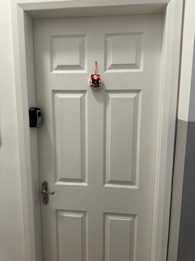 Cork City En-Suite Single Room 외부 사진