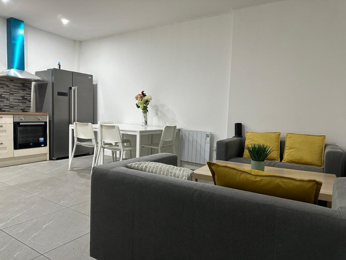 Cork City En-Suite Single Room 외부 사진